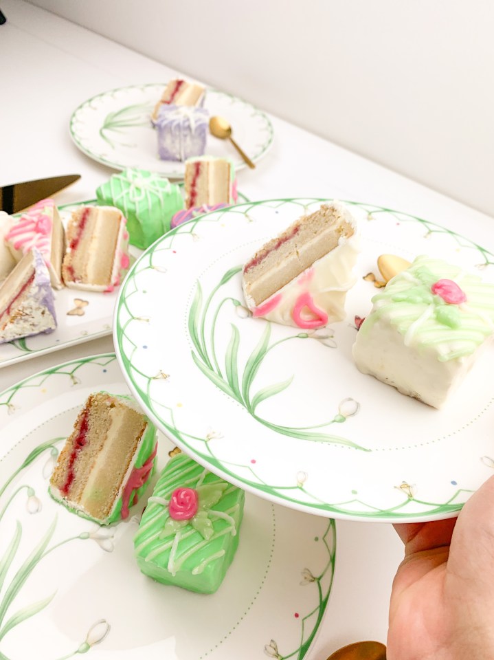 54C4EA77-C4CA-419F-8156-7A9D3A29ABB6