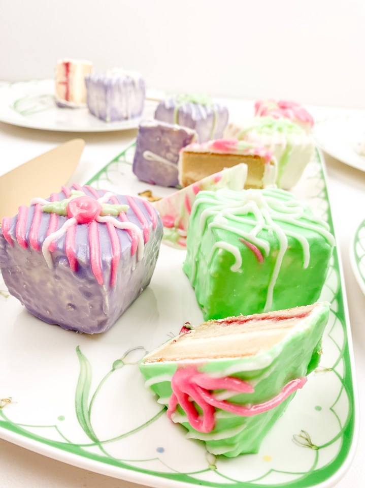 768AB589-6E3A-4EB4-B250-EE96F42992CC