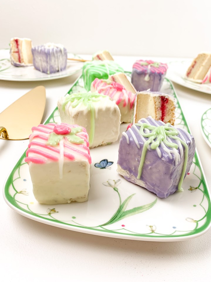 9574DFEC-6251-4016-B7FC-A7446E88EE9E