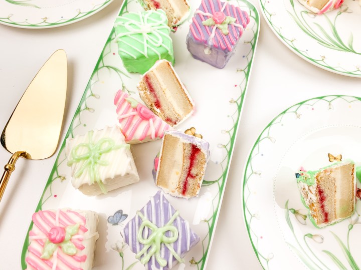 F490412F-3086-49E2-849B-FFAB3DBE8BD2